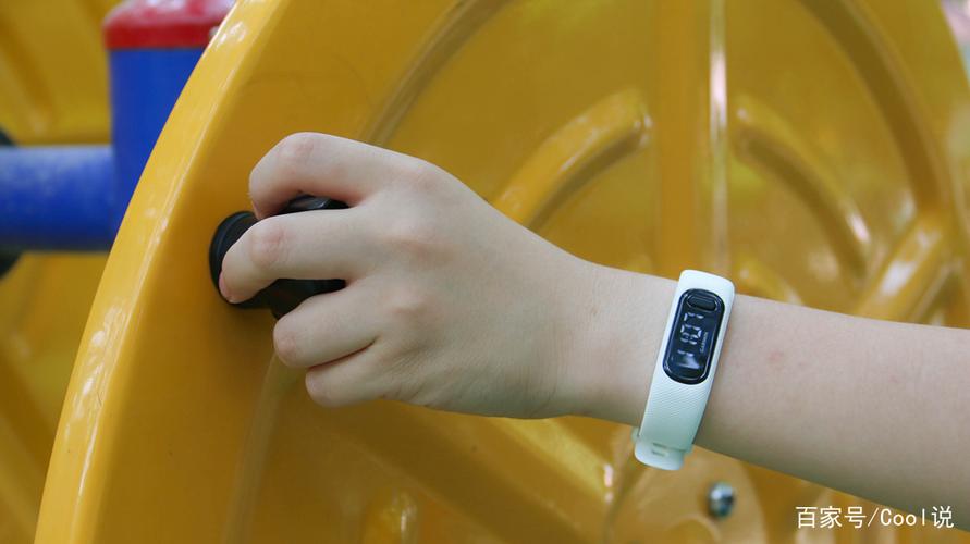 garminsmart 5:专注健康管理的轻量化手环